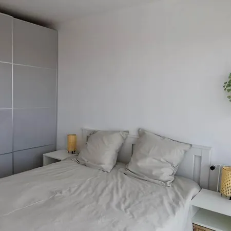Apartment Cosy 3P Belleville Paris 20