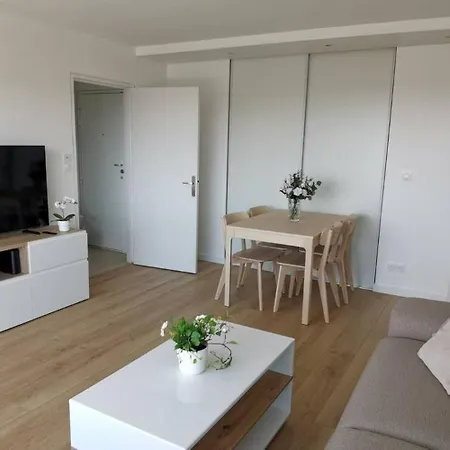 Cosy 3P Belleville Paris 20 Apartment *
